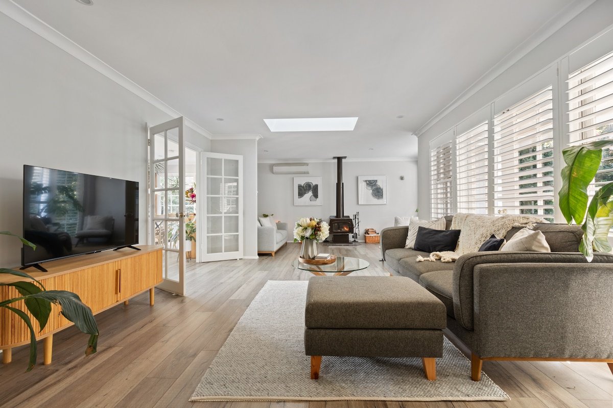 Your Home Amongst The Gum Trees gallery image 3