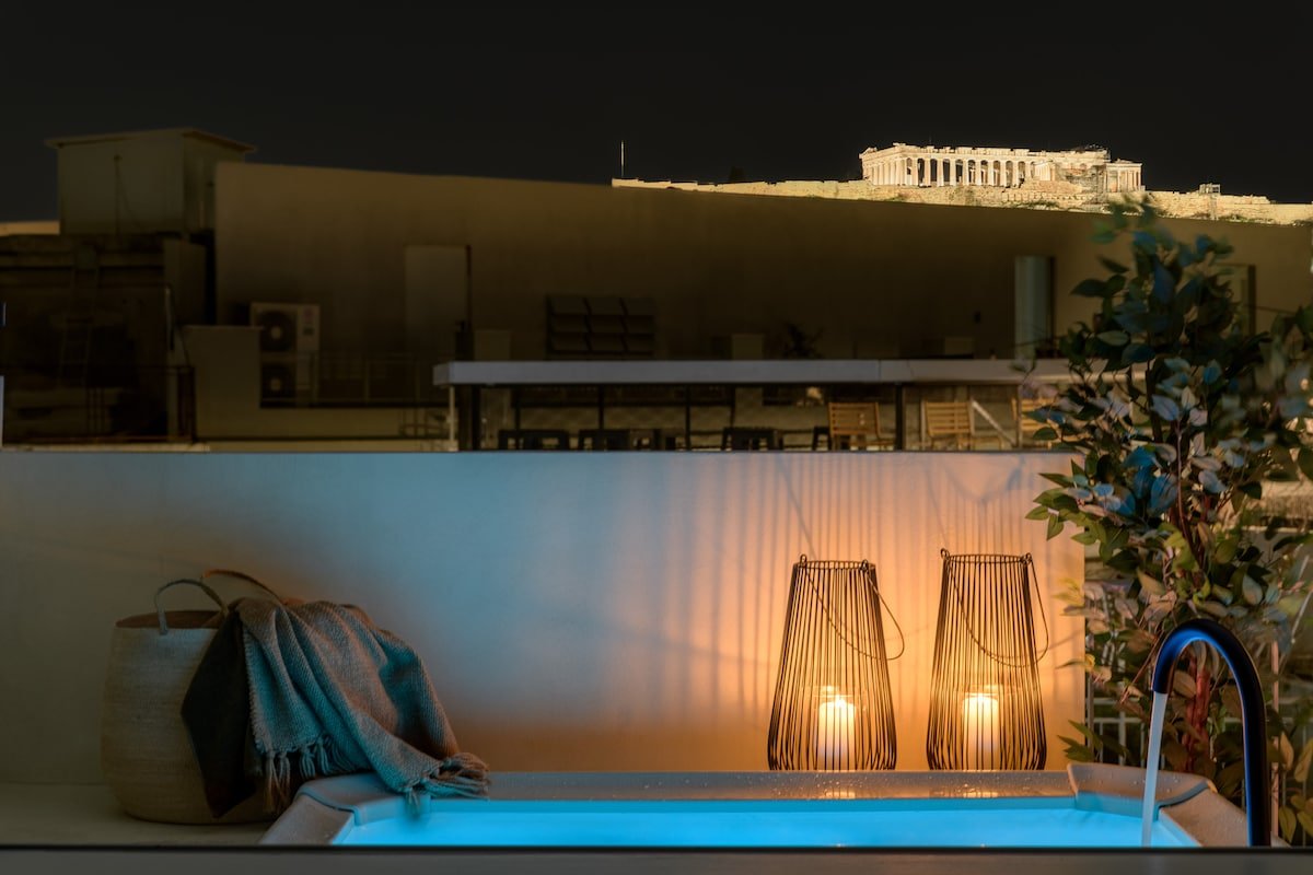 Bright Acropolis Loft Plunge Pool gallery image 2