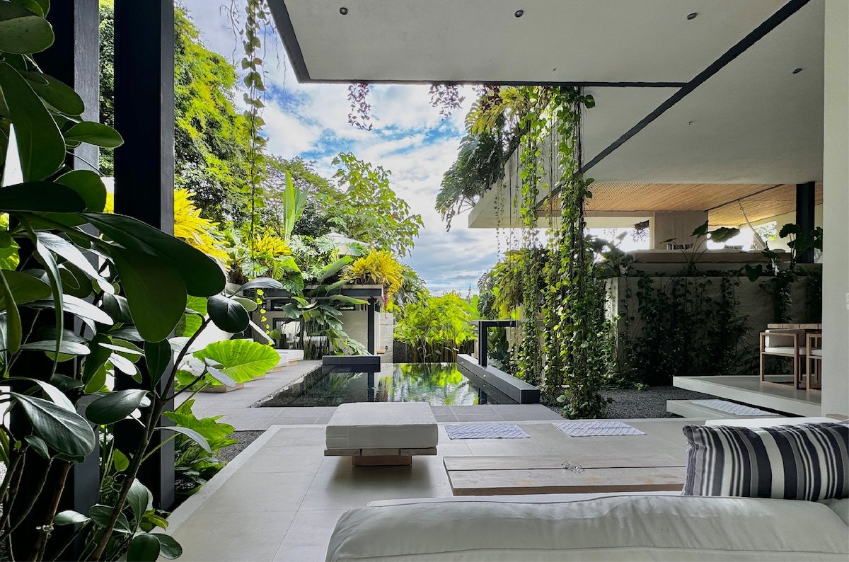 KUNUK-Luxury 2 Bedroom Suites- Hanging garden