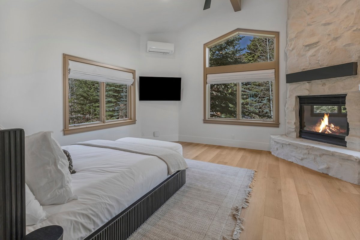 Ski-in/out, Game Room, Hot Tub | By InvitedHome gallery image 5