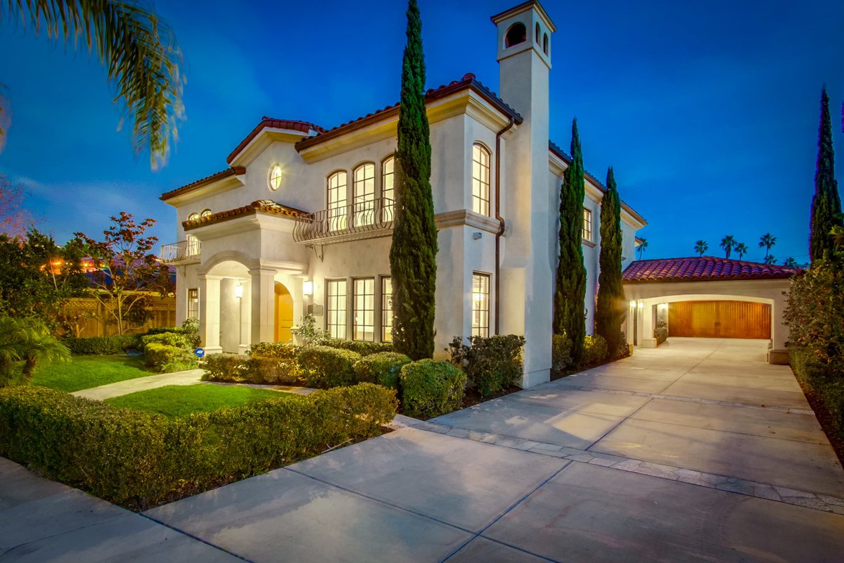 Mediterranean Beauty with Rooftop Deck and Ocean V