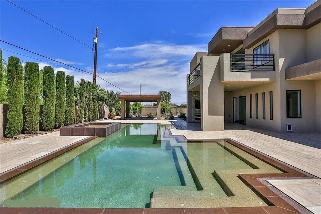 #47 Luxurious Mansion Infinity Pool Spa Tesla gallery image 5