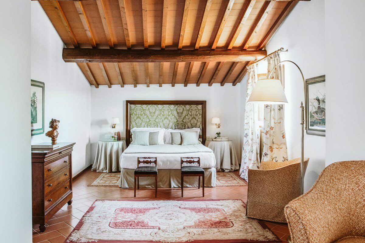 Adorna gallery image 2