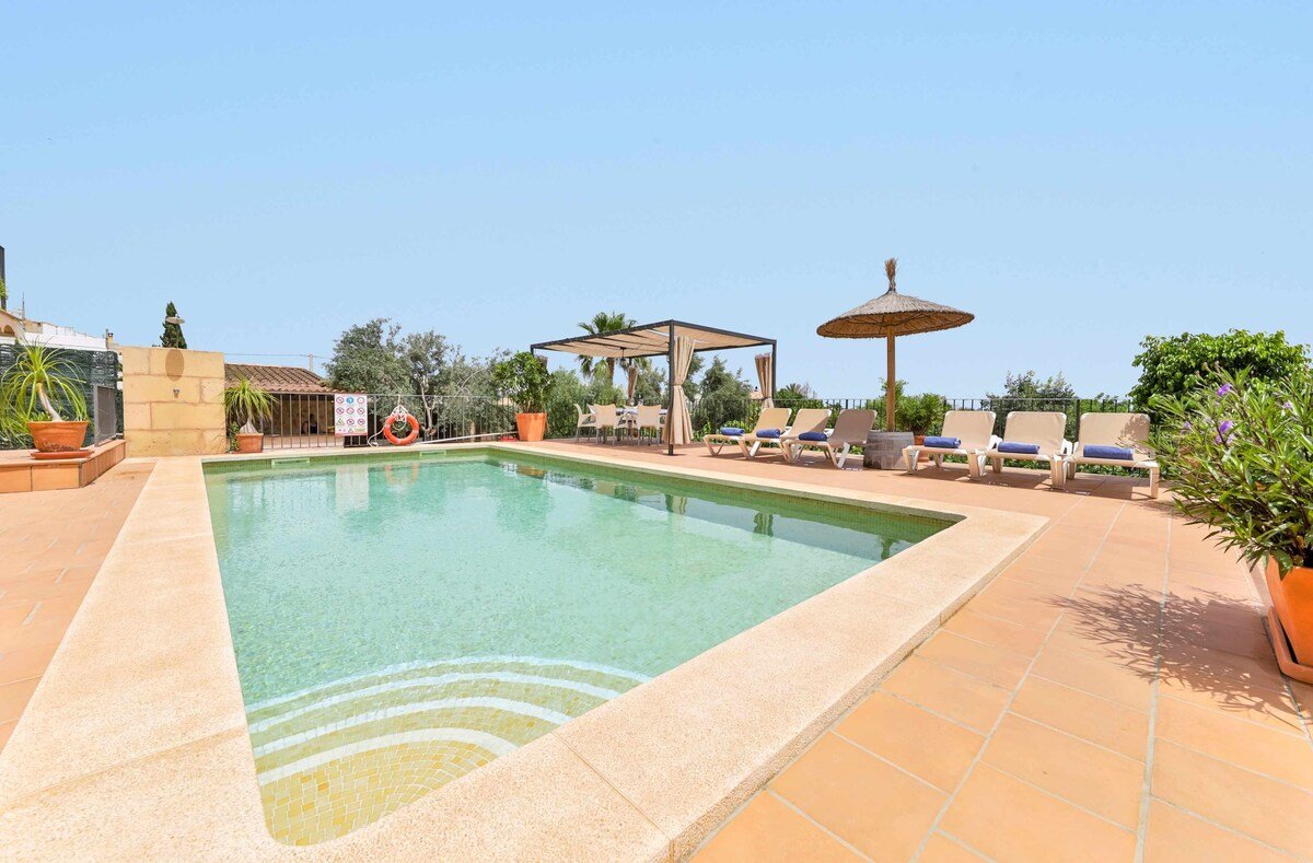 Can Trobat – Great Mallorcan villa with sea views gallery image 4