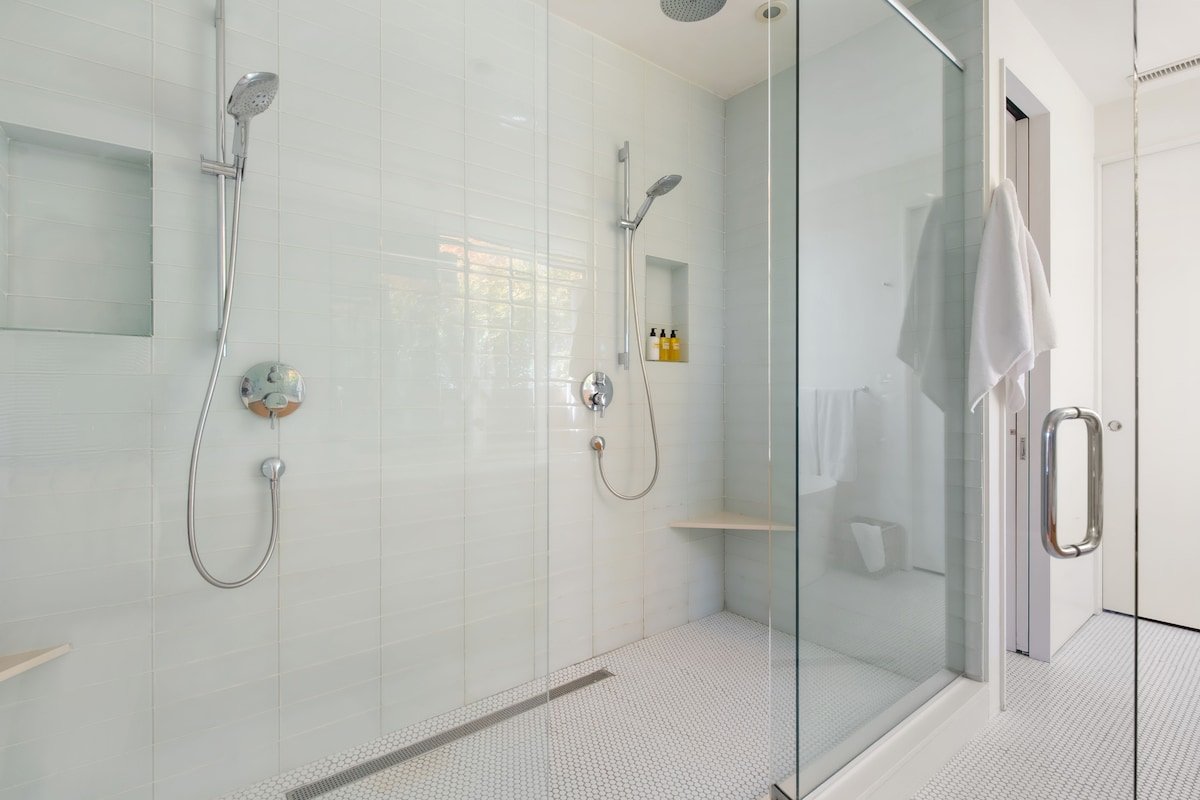 Axiom Haus gallery image 4