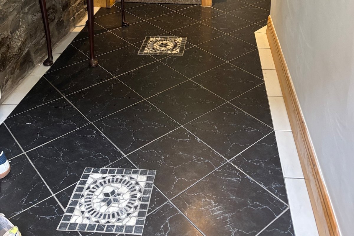 3BR/3BA Home near Trinity College gallery image 2