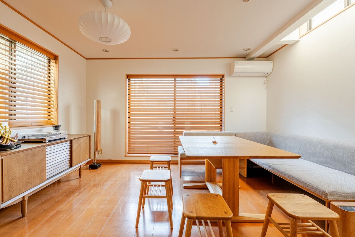 【渋谷駅徒歩10分】一棟まるごと貸し切り/5部屋/11人まで/浴室2/無料駐車場 gallery image 4