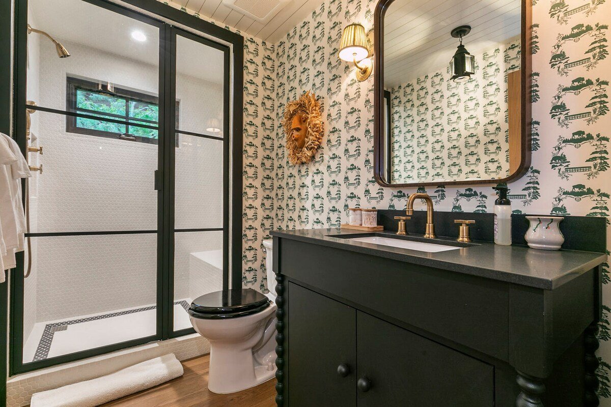 Inspiration Place Lakefront gallery image 2