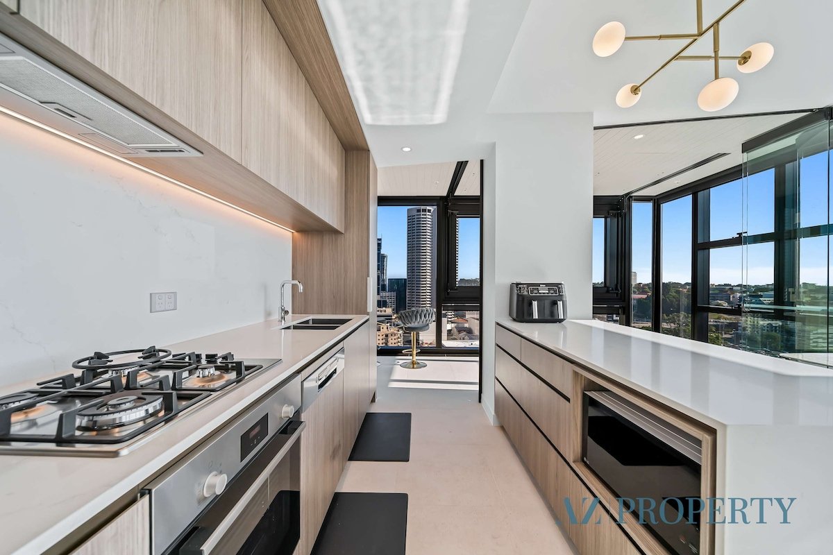 Urban Living – Bright 2BR Apartment in Perth CBD gallery image 3