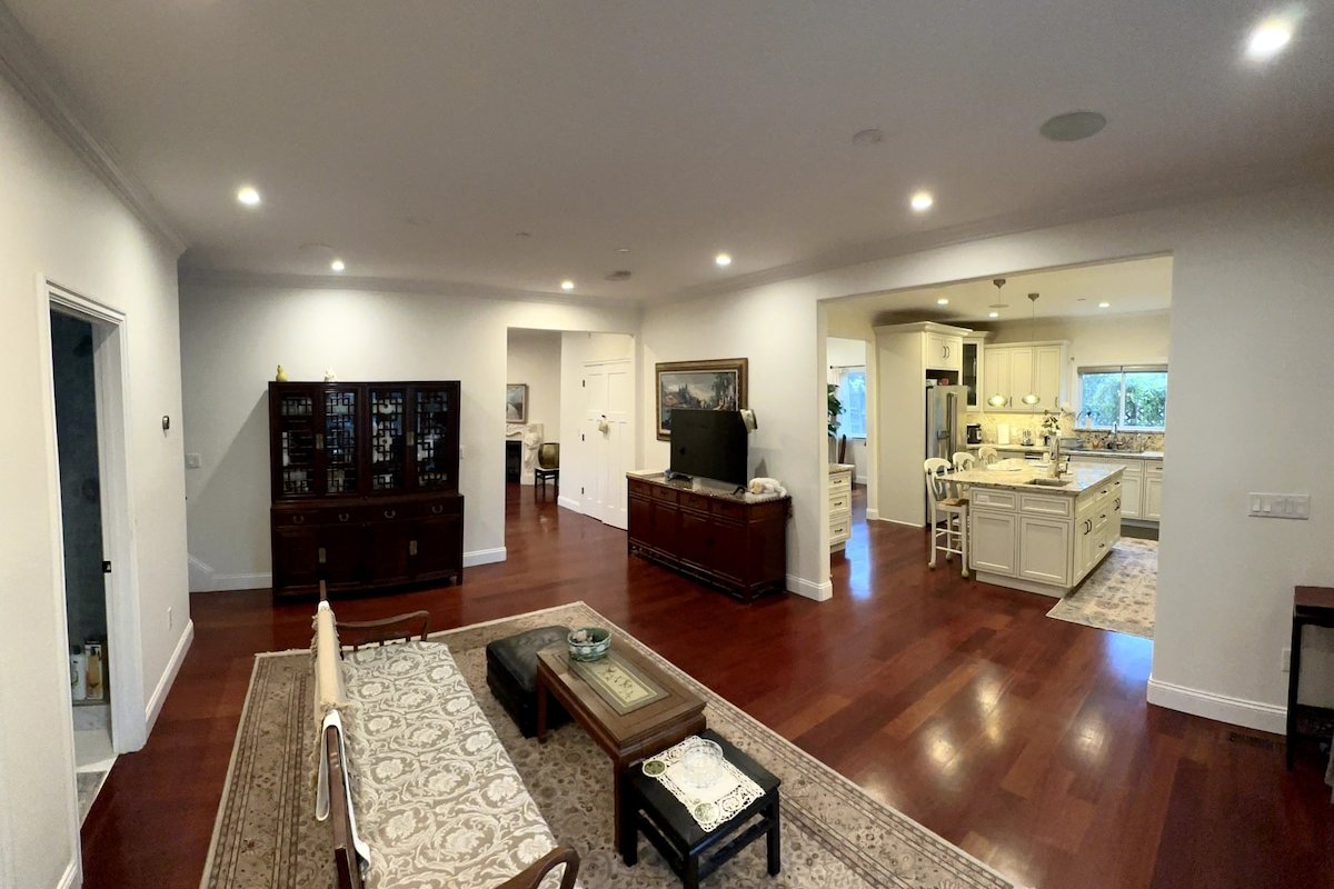 Retreat Home near Menlo Park/Palo Alto gallery image 4