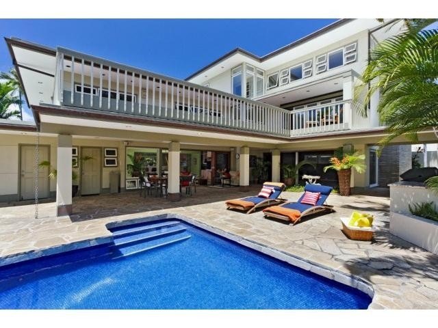 Huge House Near Kailua Beach, Short Stay Available gallery image 2