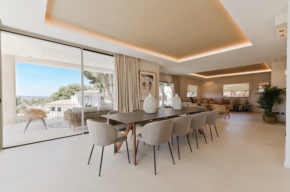 Luxury Villa, sea views. Underfloor heating gallery image 4