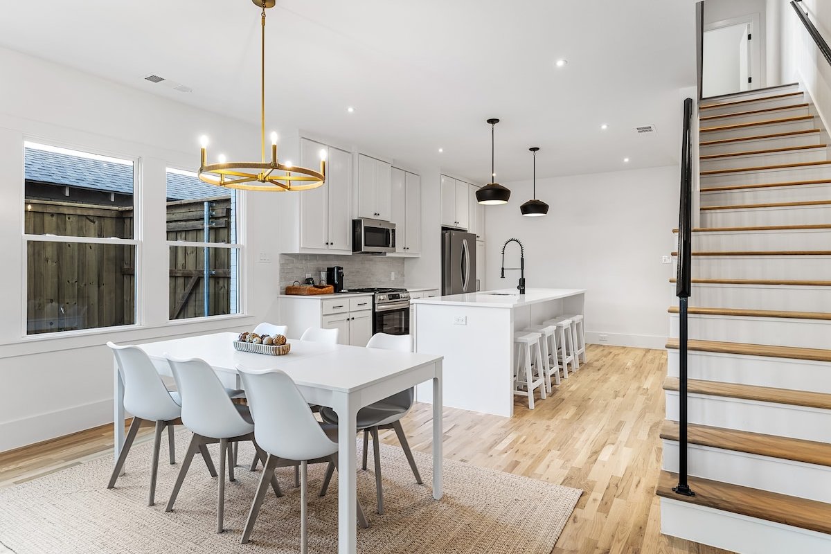 Luxury Modern Home – The Greenville gallery image 3