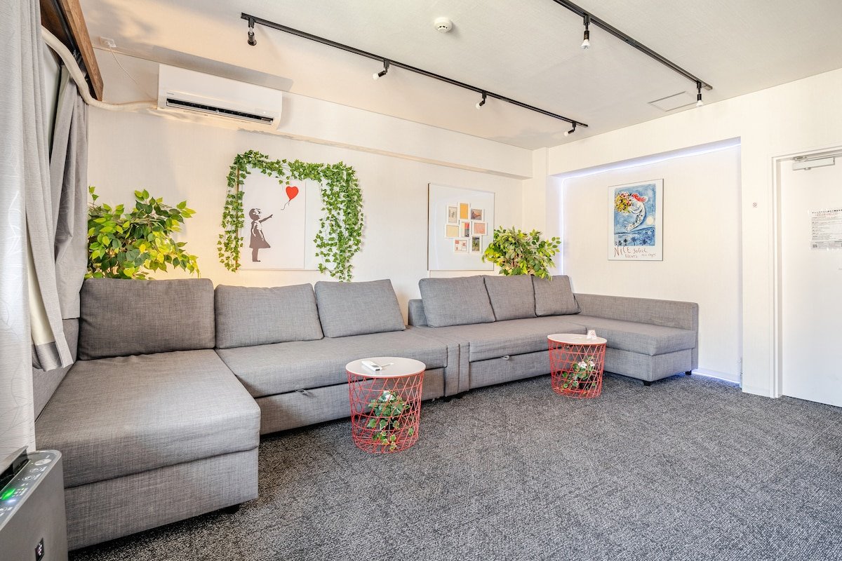 ‘5階建てビル貸切・250平米’ サウナ/カラオケ/シアター/飲み放題/50人以上OK/中野駅 gallery image 3