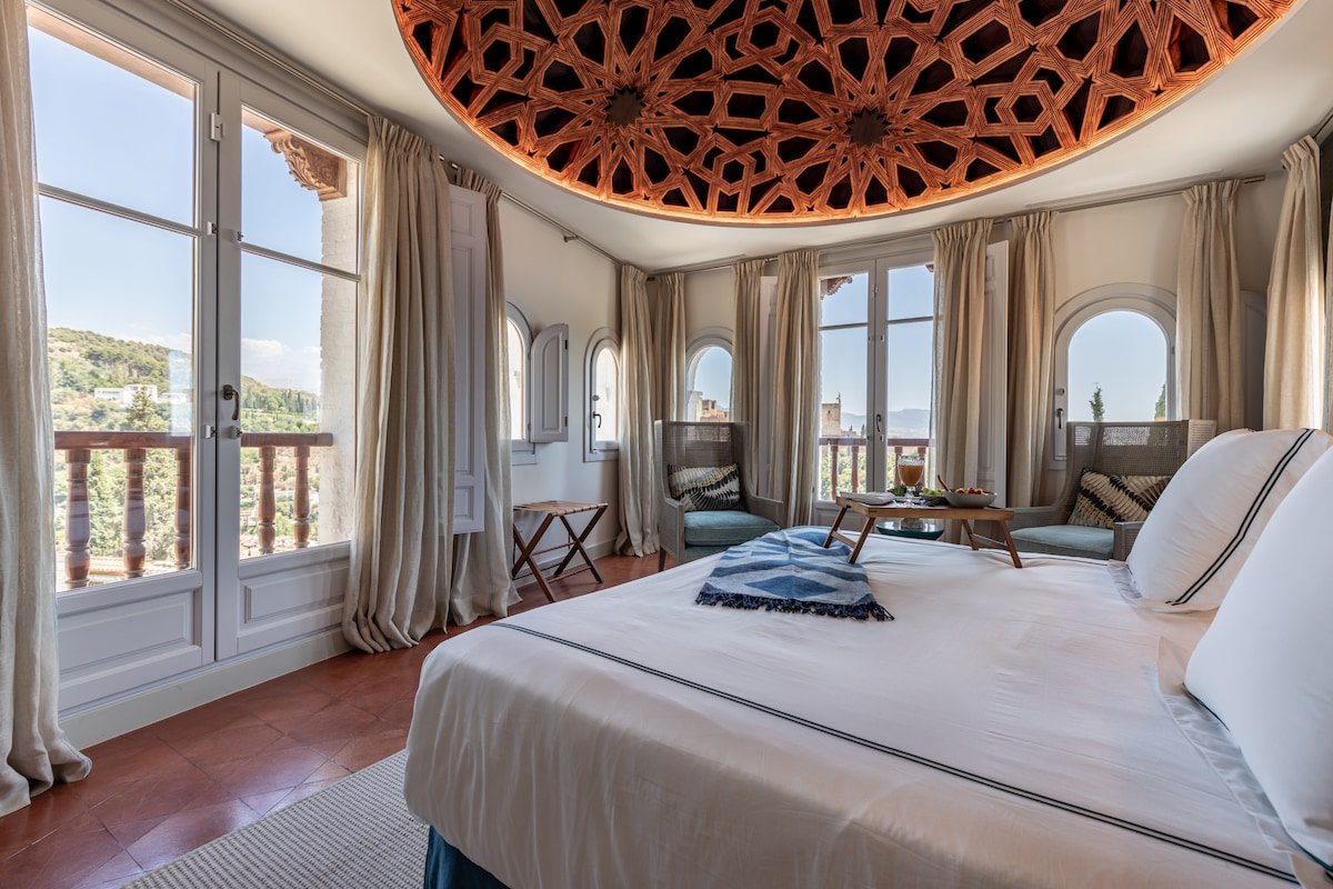 Carmen de Apperley Unique Stays gallery image 3