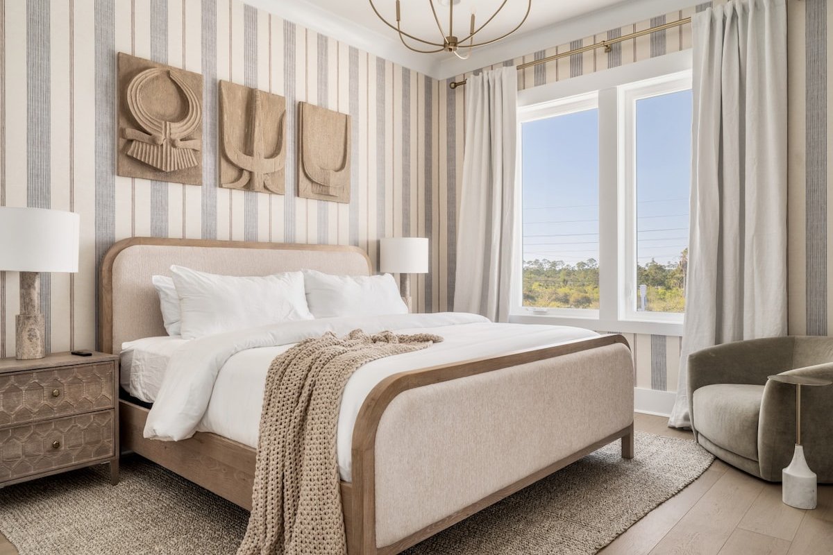 Whitecap – Beachfront Gem w/ Pool & Elevator gallery image 2