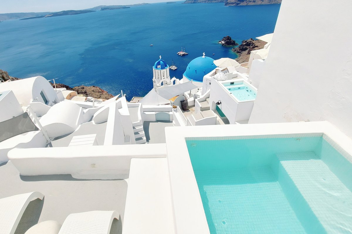 Santorini blue, caldera views, private pool