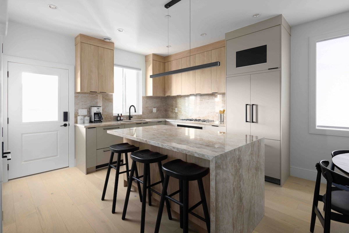 Kyoto House | 15 Min to YVR & Downtown Vancouver gallery image 3