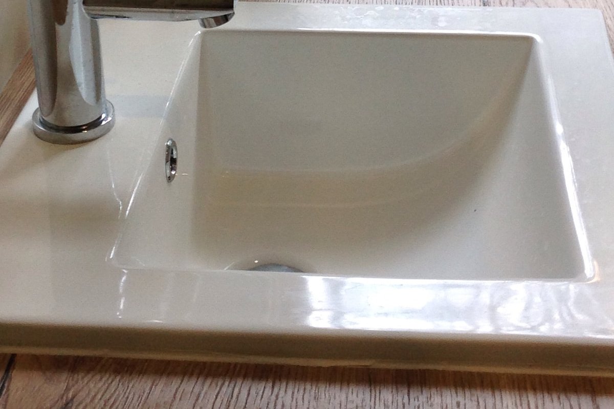 Light & Contemporary gallery image 5