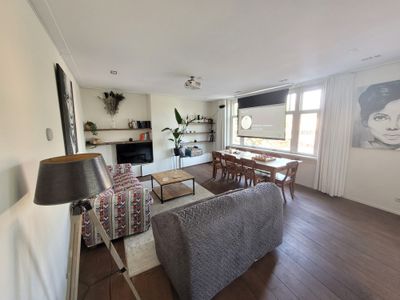 Waterfront apartment with stunning sunset view