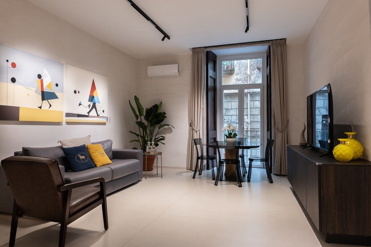 deluxe apartment (airbnb & vrbo) gallery image 4