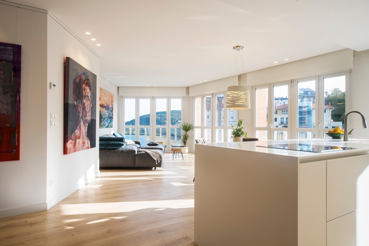 ApARTment La Concha Suite gallery image 4