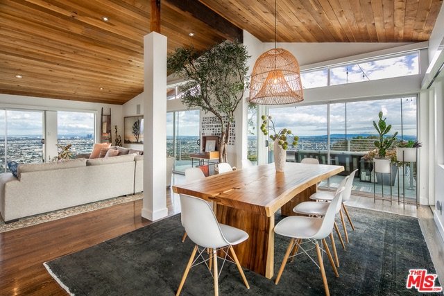 Spectacular Views in Post and Beam Classic Luxury
