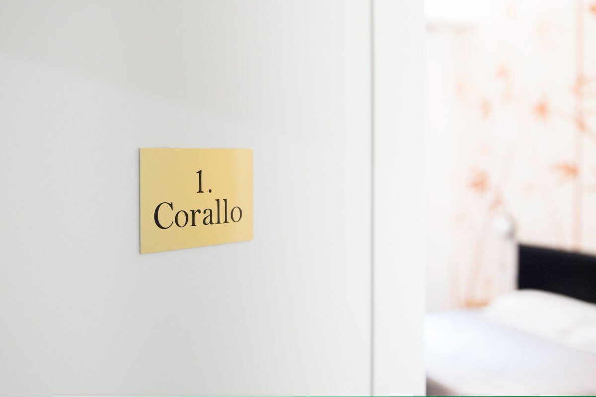 Elegant central apartment with metro at 80 meters gallery image 5