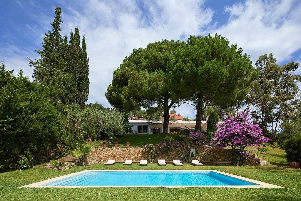 Big Swimming pool near playa de Aro gallery image 3