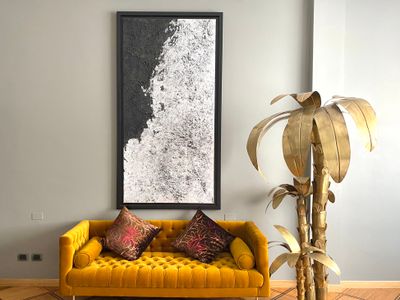 Elegant Apartment by Milan Duomo, 2 BD, 5 guests