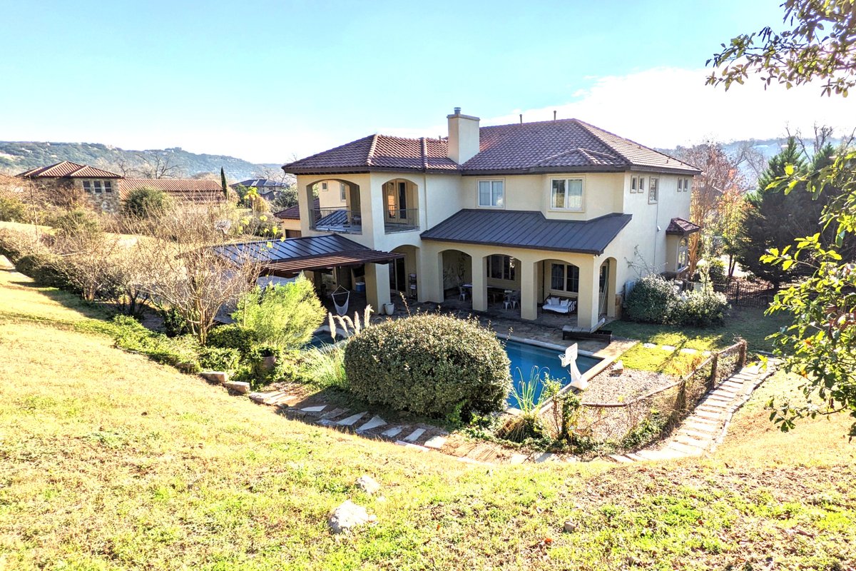 Texan Estate w/Pool Across From Lake Austin