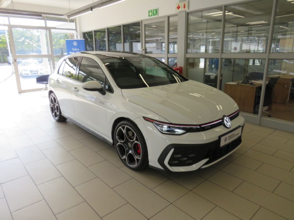 VOLKSWAGEN GOLF 8 GTi 2.0 TSI DSG for Sale in South Africa
