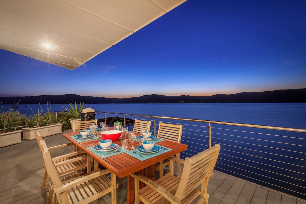 Barrenjoey Beach House by Beach Stays gallery image 3