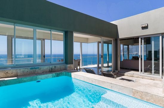 Photo 2 of Fish Hoek Oceans Villa accommodation in Fish Hoek, Cape Town with 5 bedrooms and 5 bathrooms