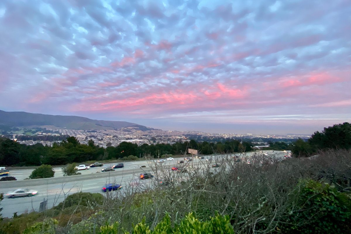 New renovation 7bd/3ba whole house -Deck Views! gallery image 2