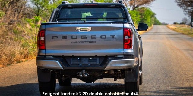 PEUGEOT LANDTREK 2.2D 4ACTION P/U D/C 4X4 A/T - 33 
