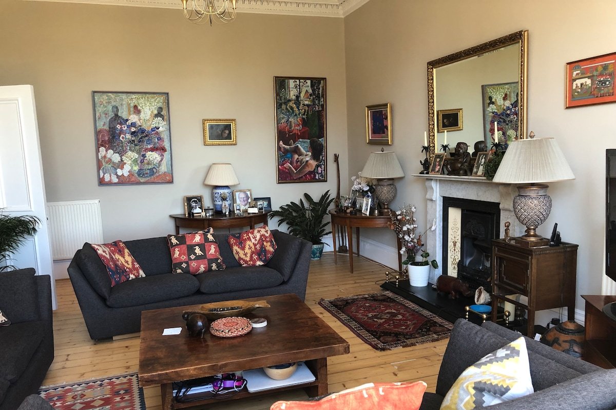 Beautiful 4 bed 2 bath family home Nr George Sq gallery image 4