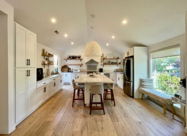 Zen in the City: Stylish Retreat gallery image 5