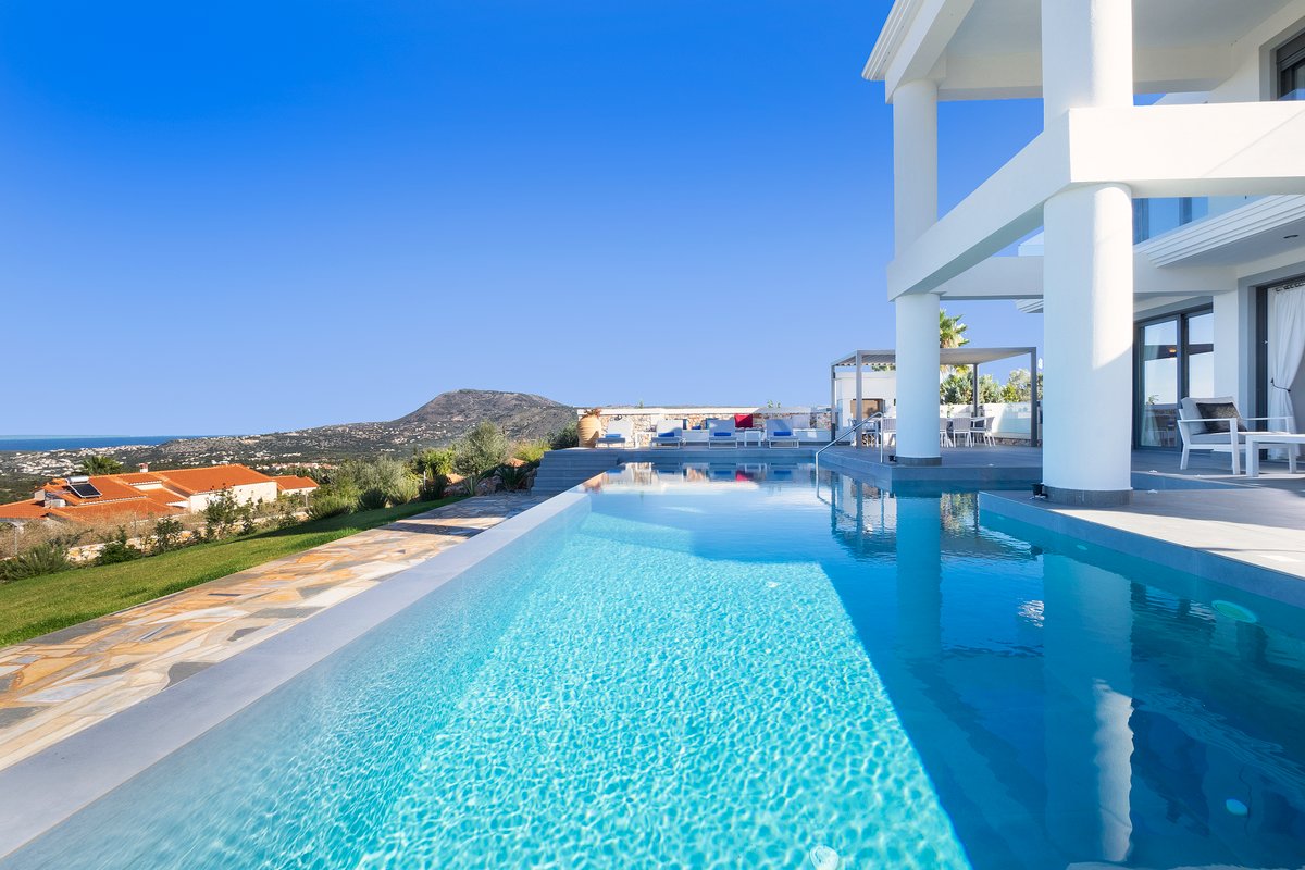 Villa Grand Fysaeri, 6 BD, 6 BA, pool, Jacuzzi!