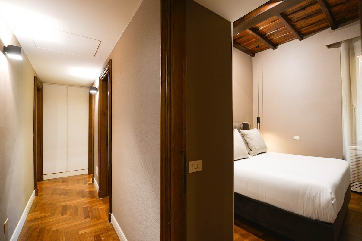 The Frattina Luxe gallery image 4