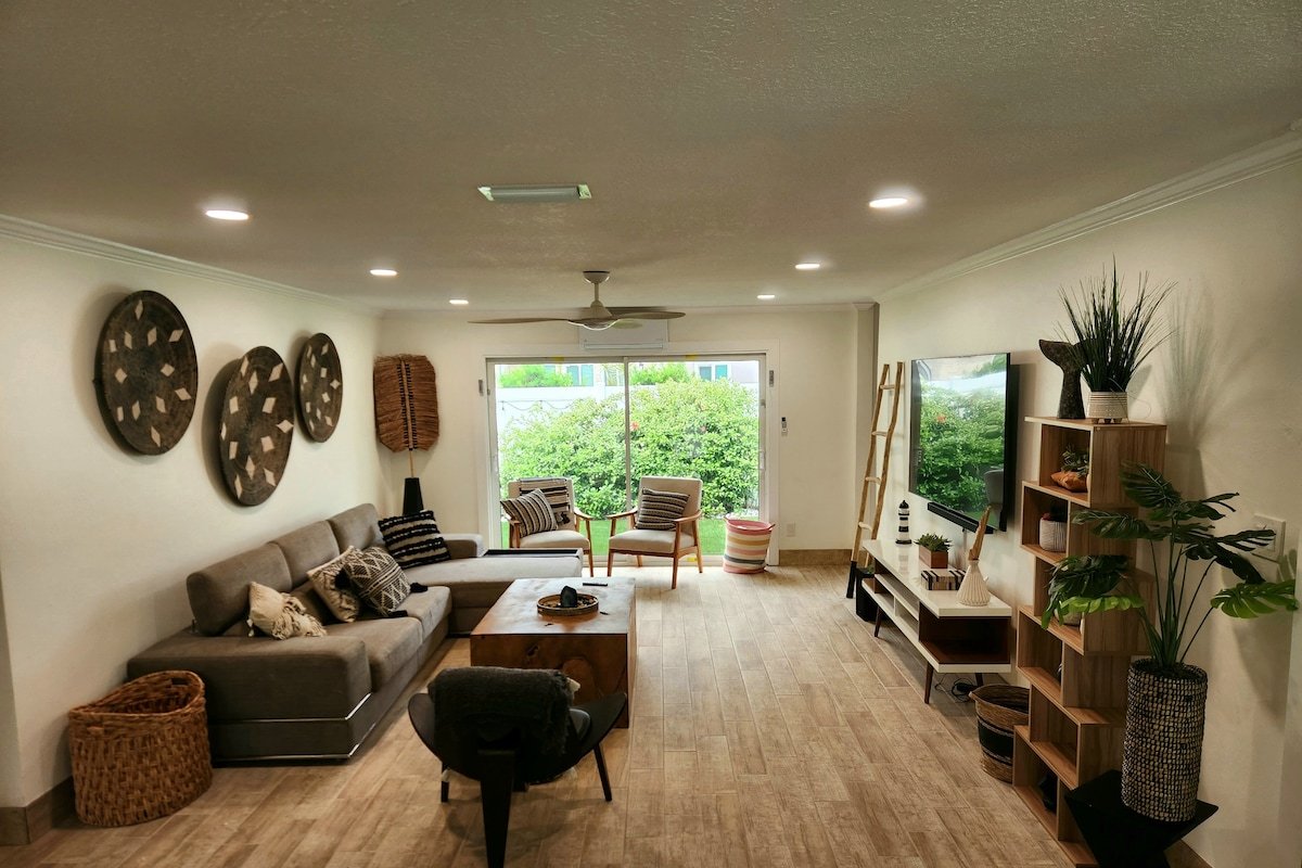 Private Beach-*Heated*Pool/Spa-Golf Cart Included! gallery image 5