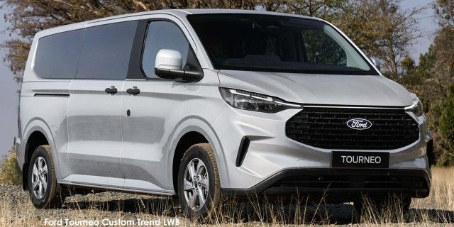 FORD TOURNEO CUSTOM 2.0D TITANIUM X A/T - 26 