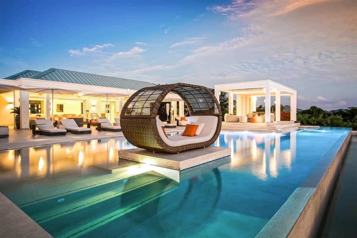 Avanti (5 bedrooms) – Luxury villa with pool, Terr