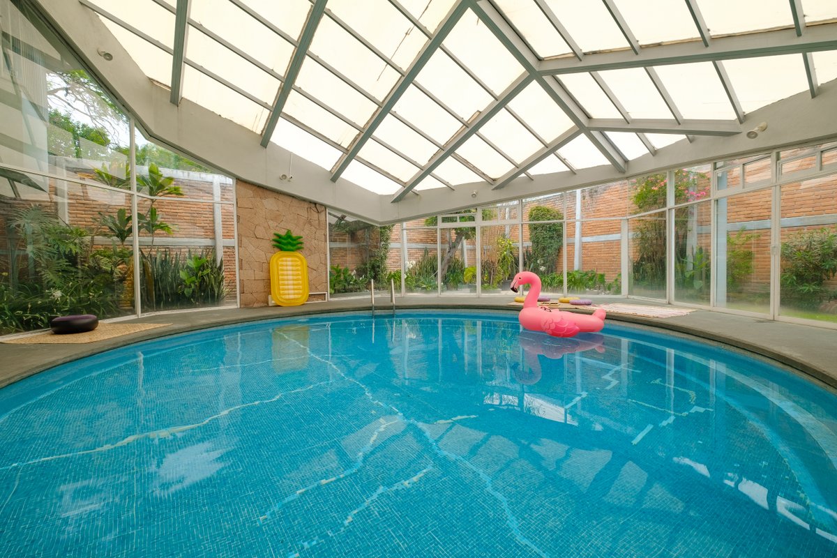 Oasis Pool House – 4BR, Next to Roma Sur