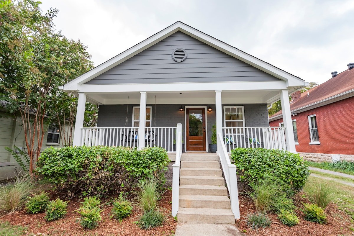 Music Row Honey! Walk to Broadway! Off ST Parking! gallery image 3