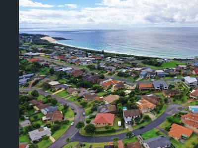 Home in One Mile Beach Forster