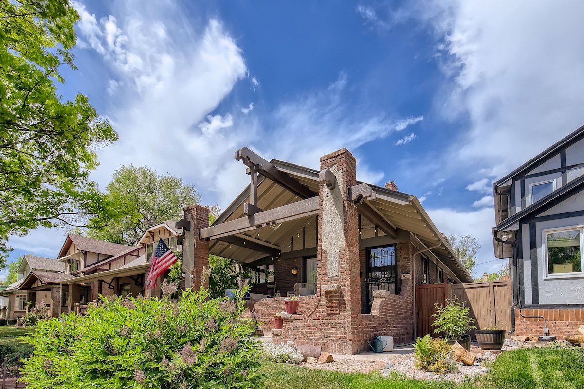 Craftsman Bungalow in the heart of South Park Hill gallery image 3