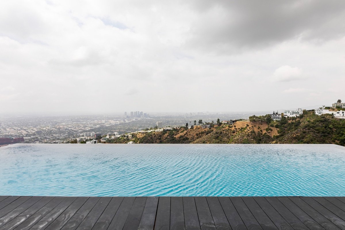 $10M Hollywood Sky Villa gallery image 4