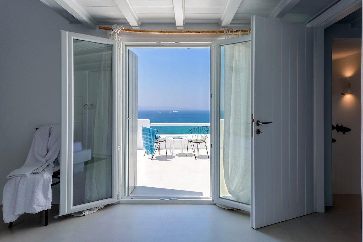 Villa Venti Naxos | Luxury Sea View Villa in Naxos gallery image 3