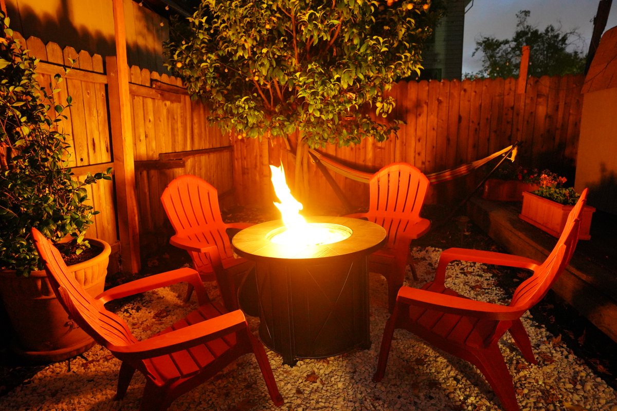 Luxury Victorian: Near 12th St Train & Downtown